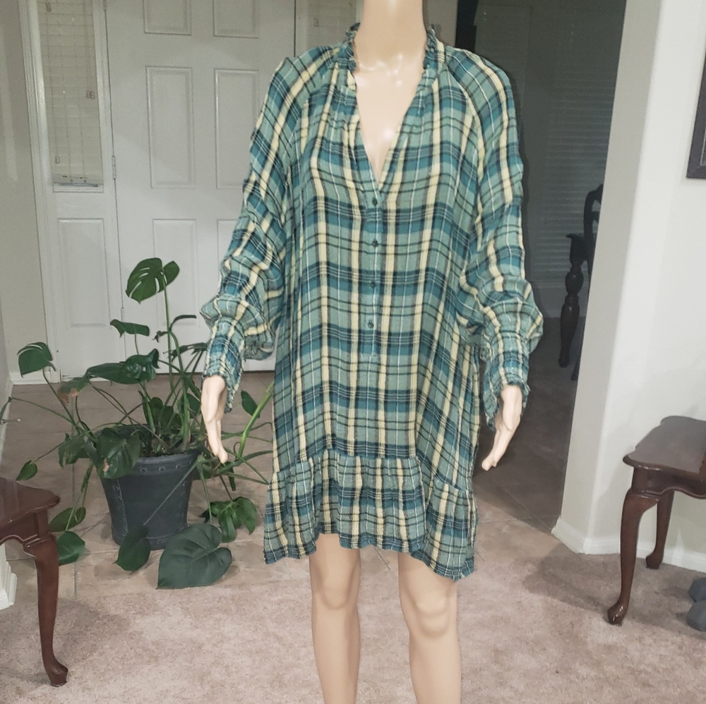 Free People xs banded long sleeve flannel tunic ruffle hems delicate fabric
